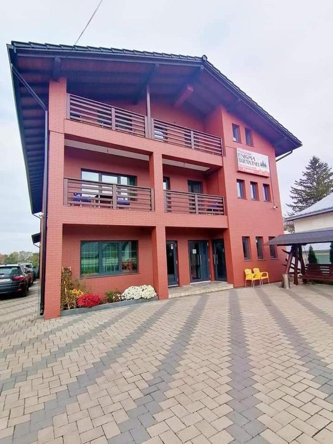 Hotel Enigma Bucovinei Vicovu de Jos Exterior foto